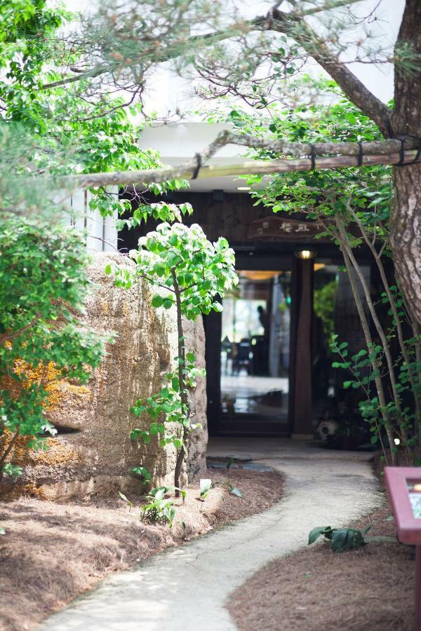 Chitose Wine&Oyado Miyazu Bagian luar foto